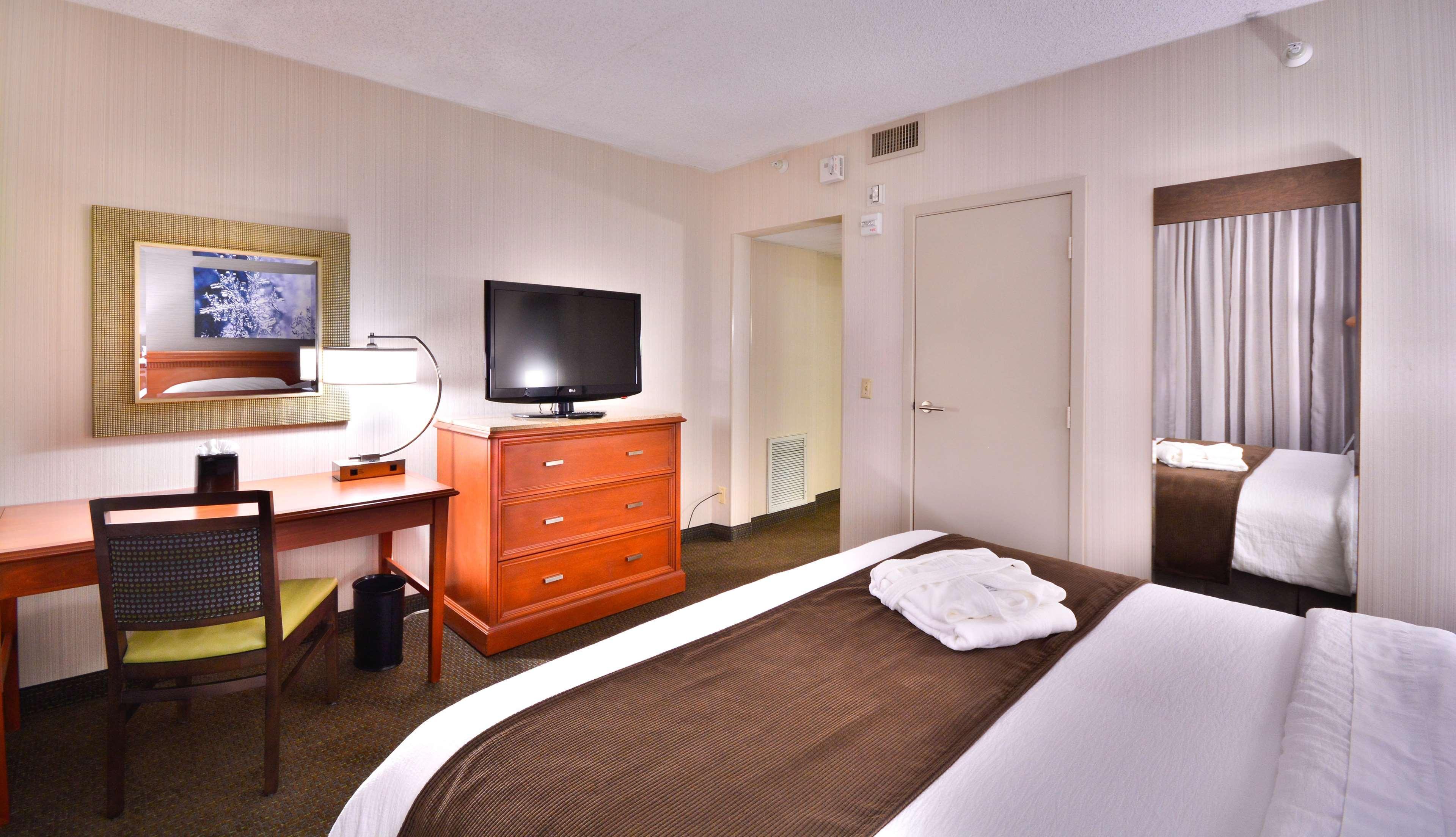 Embassy Suites By Hilton Denver Central Park Kamer foto
