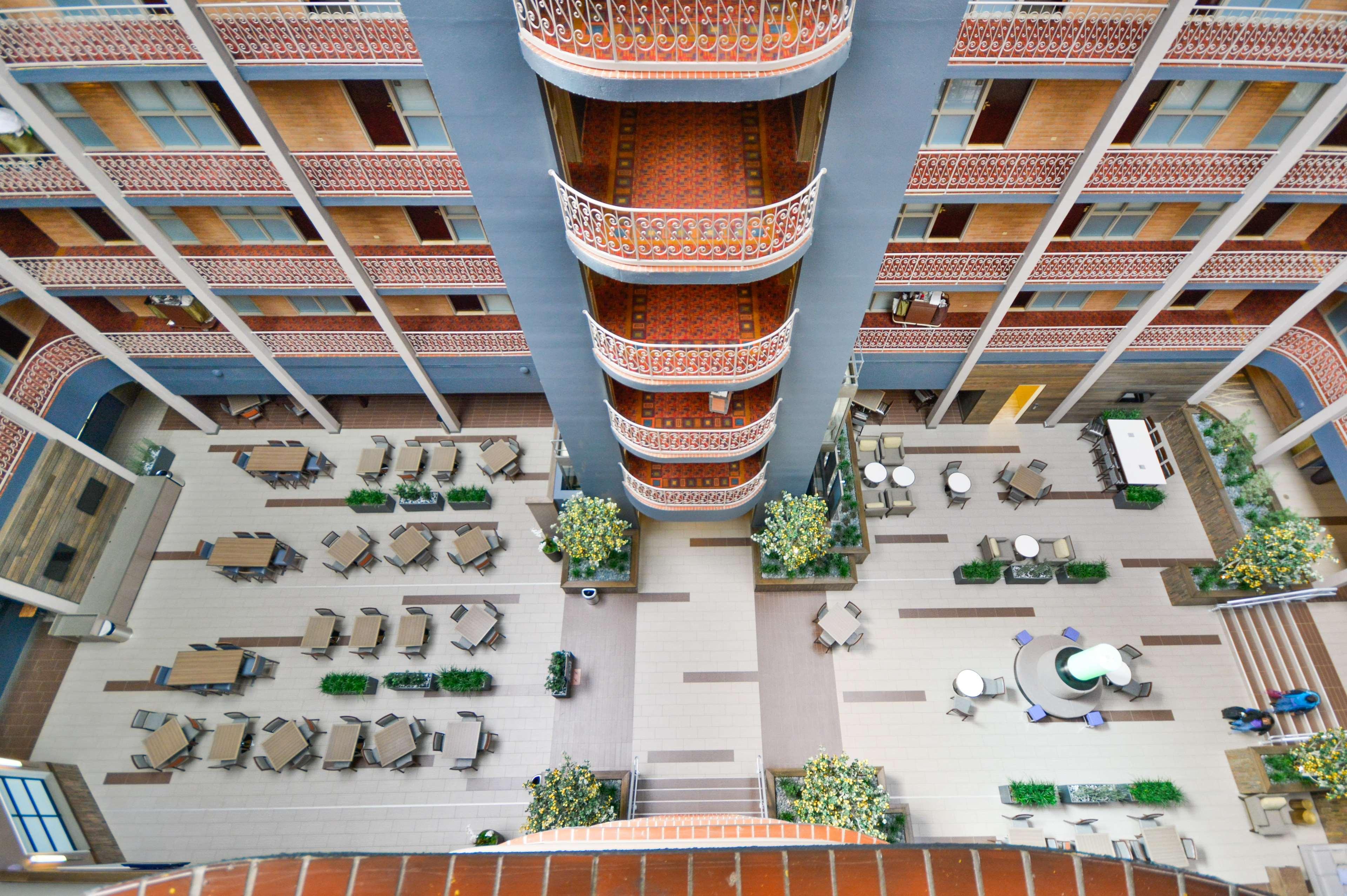 Embassy Suites By Hilton Denver Central Park Buitenkant foto