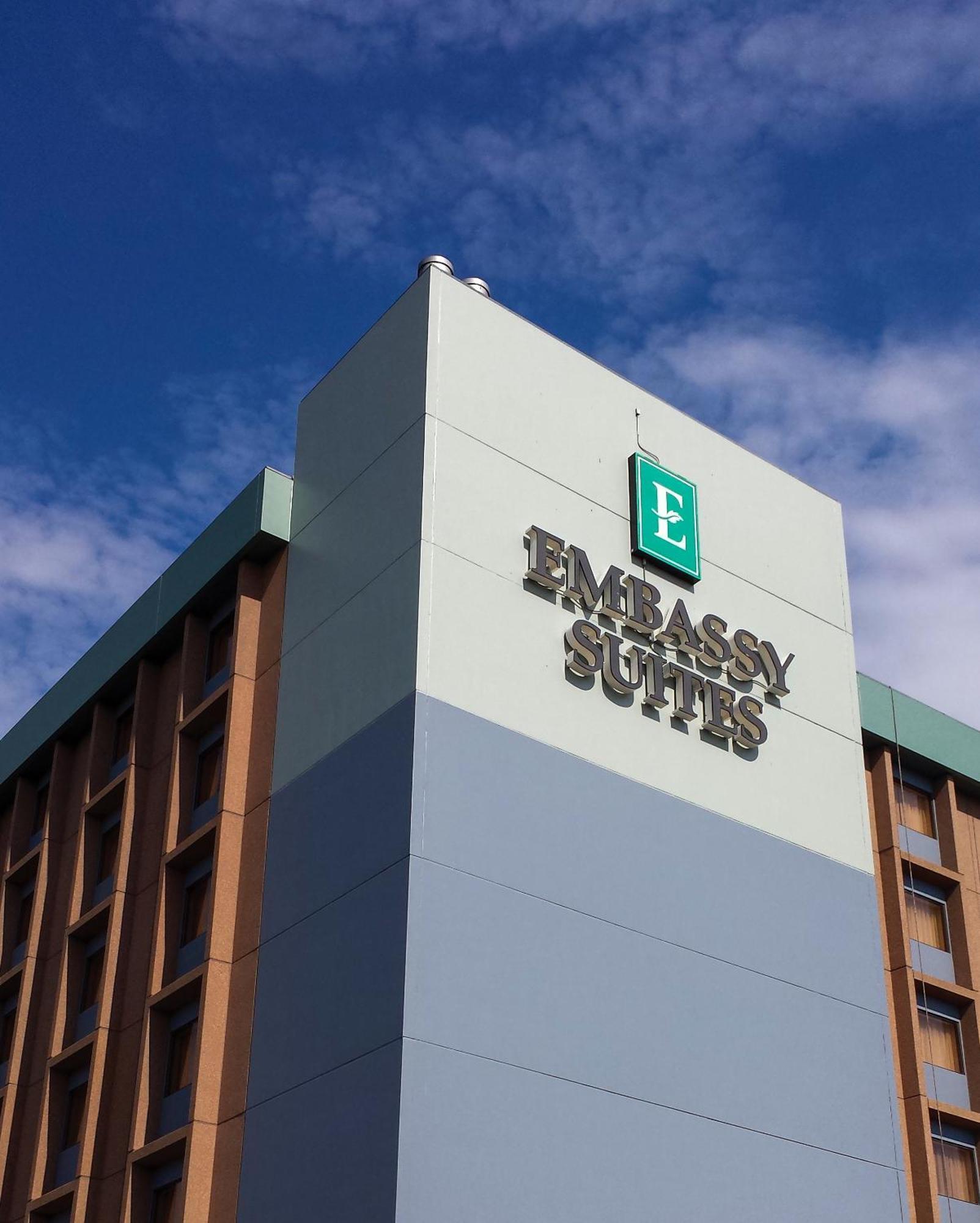 Embassy Suites By Hilton Denver Central Park Buitenkant foto